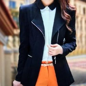 Gorgeous modern isometrical zip blazer